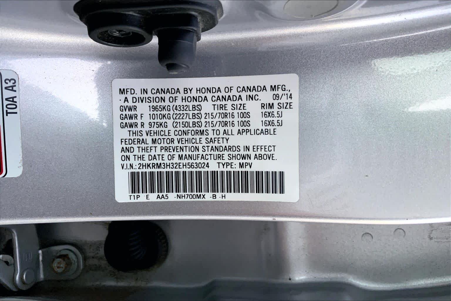 Used 2014 Alabaster Silver Metallic Honda LX image 29