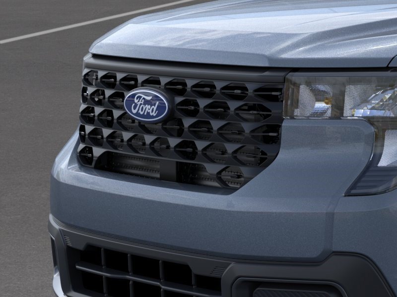 New 2025 Azure Gray Metallic Tri-Coat Ford XLT image 18