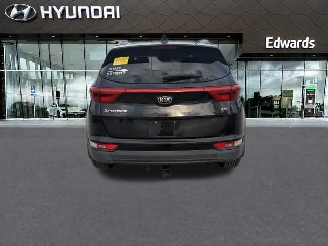 Used 2017 Red Kia EX image 4