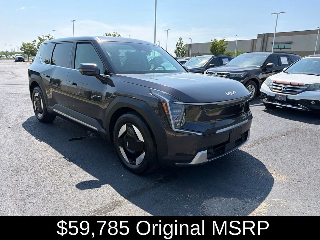 2026 Kia EV9 Light Long Range
