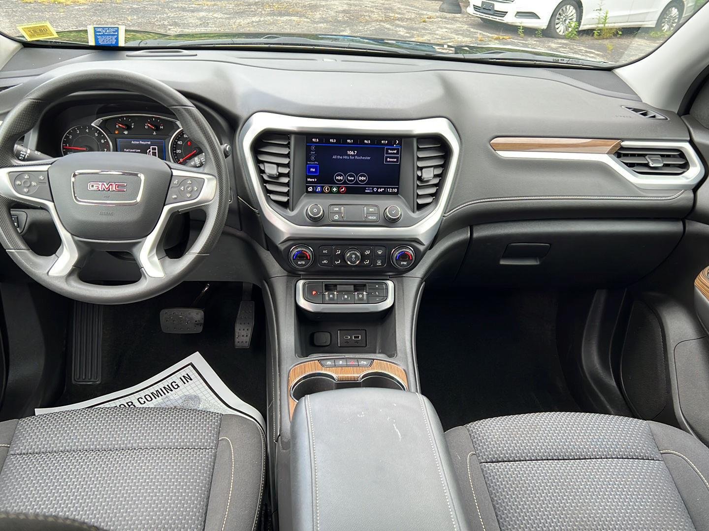 Used 2022 Ebony Twilight Metallic GMC SLE image 16
