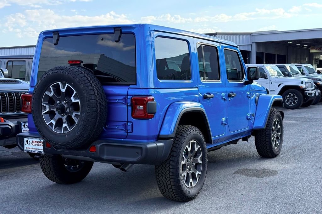 New 2025 Hydro Blue Pearl-Coat Exterior Paint Jeep Sahara image 4