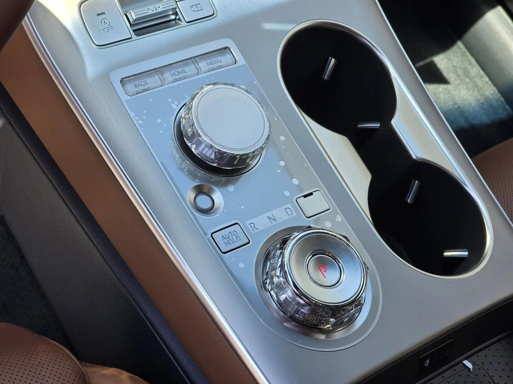 New 2026 Silver Genesis 2.5T Advanced image 17