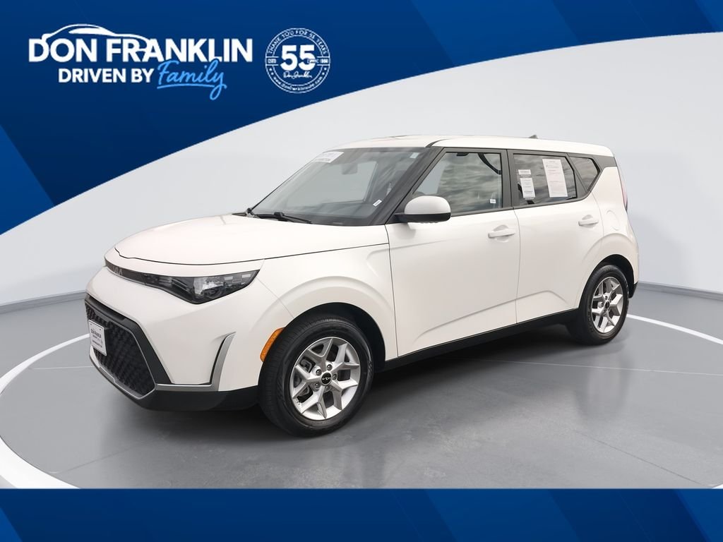2025 Kia Soul 2.0L LX IVT's photo