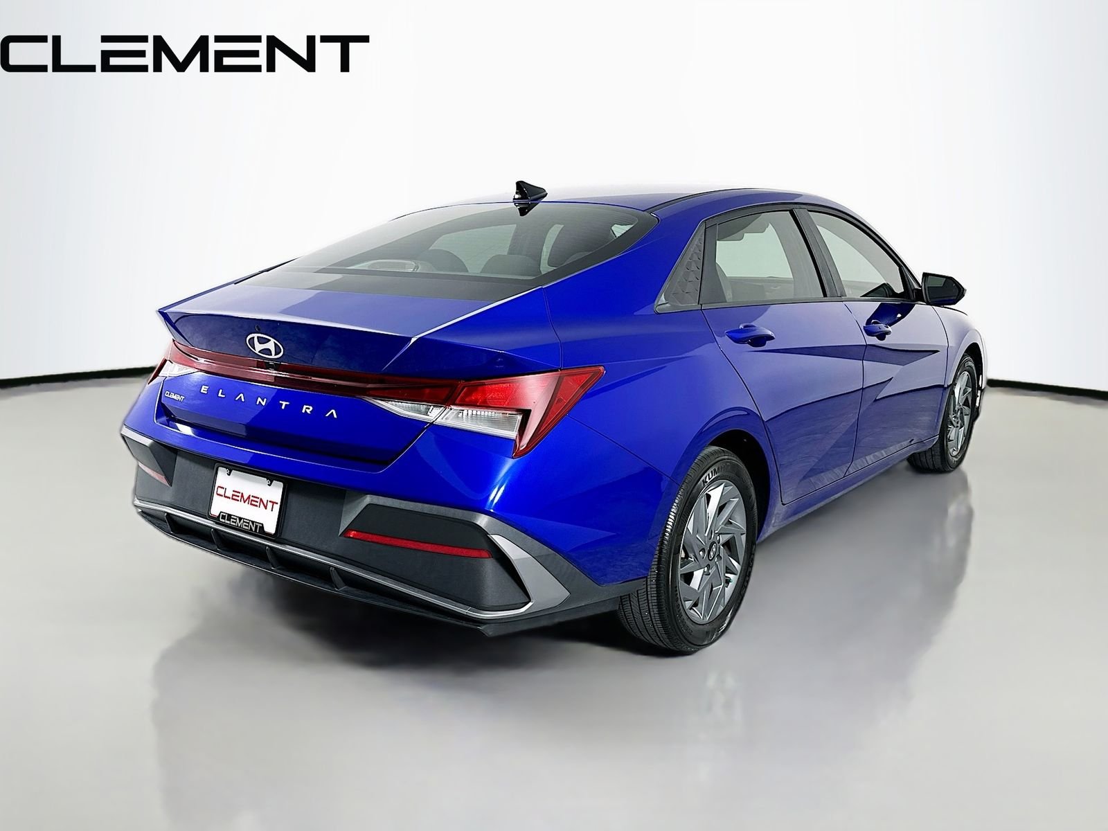 2024 Hyundai Elantra SEL - Photo 7