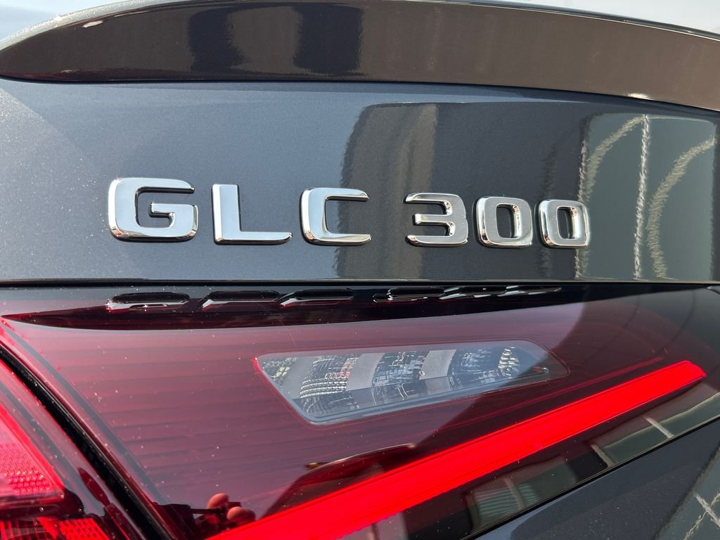 New 2026 Graphite Grey Metallic Mercedes-Benz GLC 300 image 28