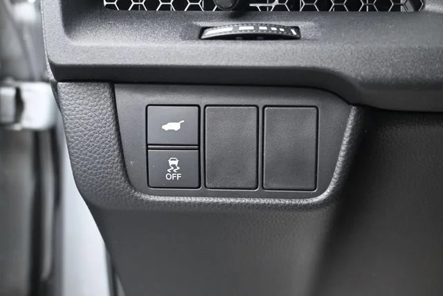 Used 2025 Silver Honda Sport-L image 13