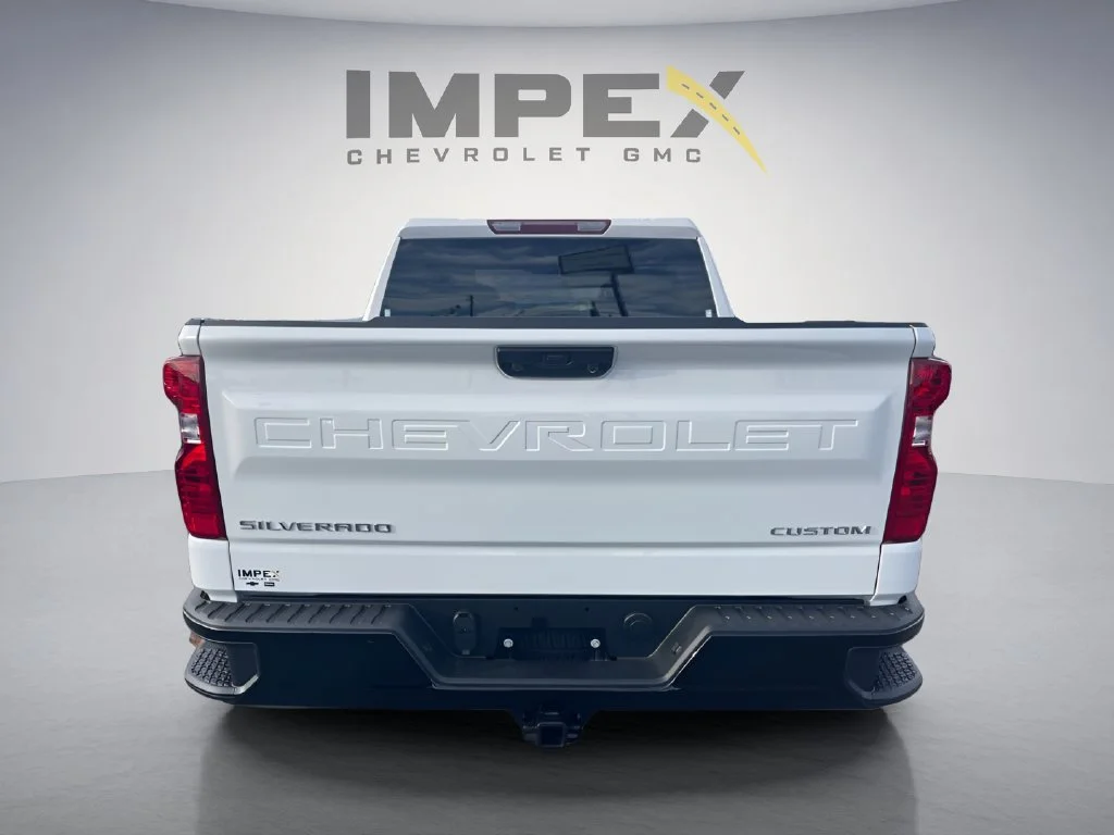 Used 2025 Summit White Chevrolet Custom Trail Boss image 4