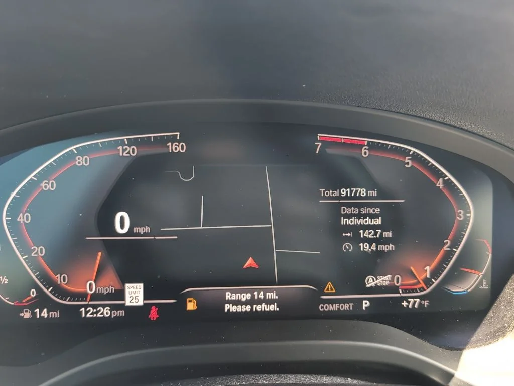 Used 2020 Black BMW xDrive30i image 13