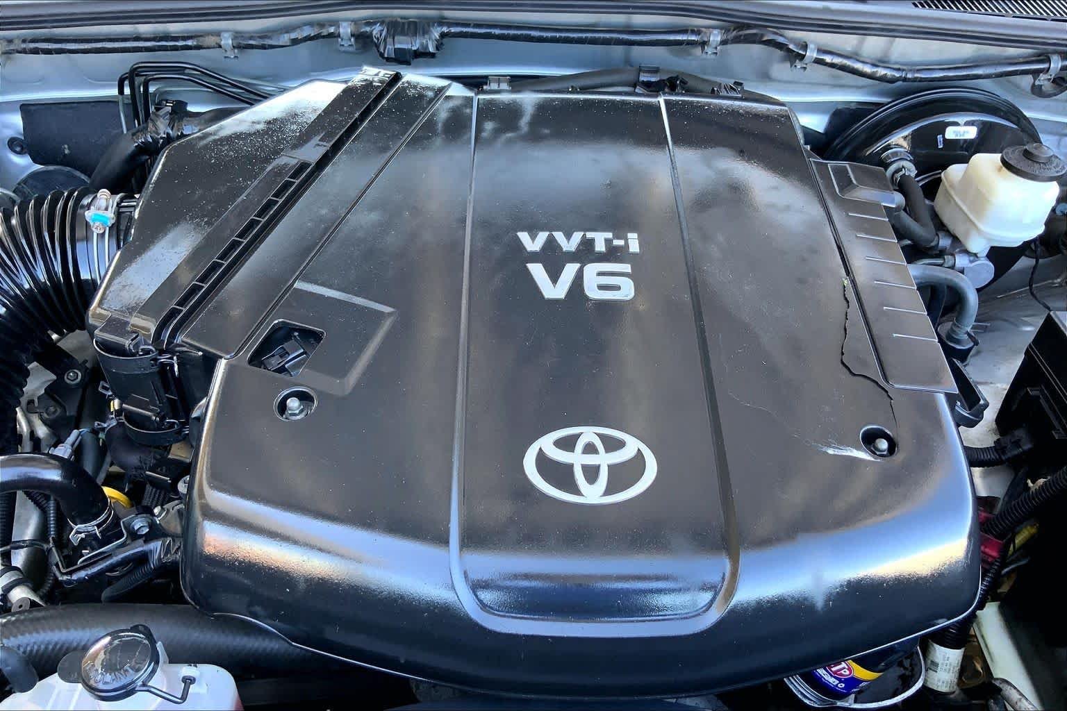 Used 2013 Silver Streak Metallic Toyota PreRunner image 30