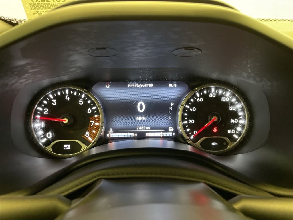Certified Used 2021 Blue Jeep Latitude image 13