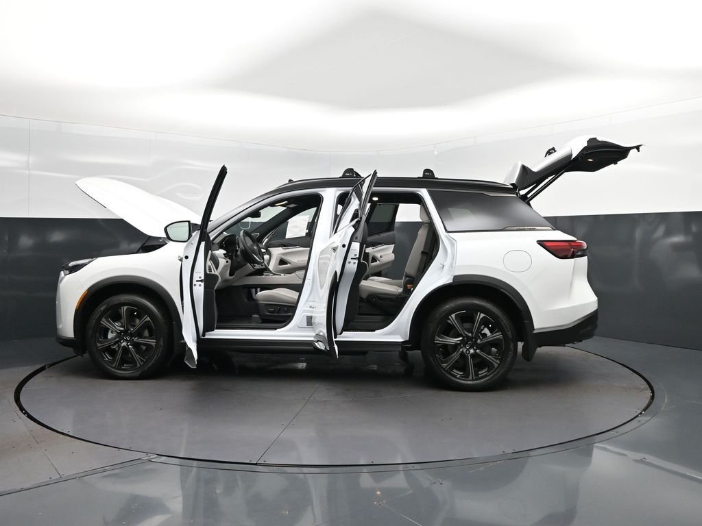 New 2027 2T RAD WHT INFINITI Autograph AWD image 47