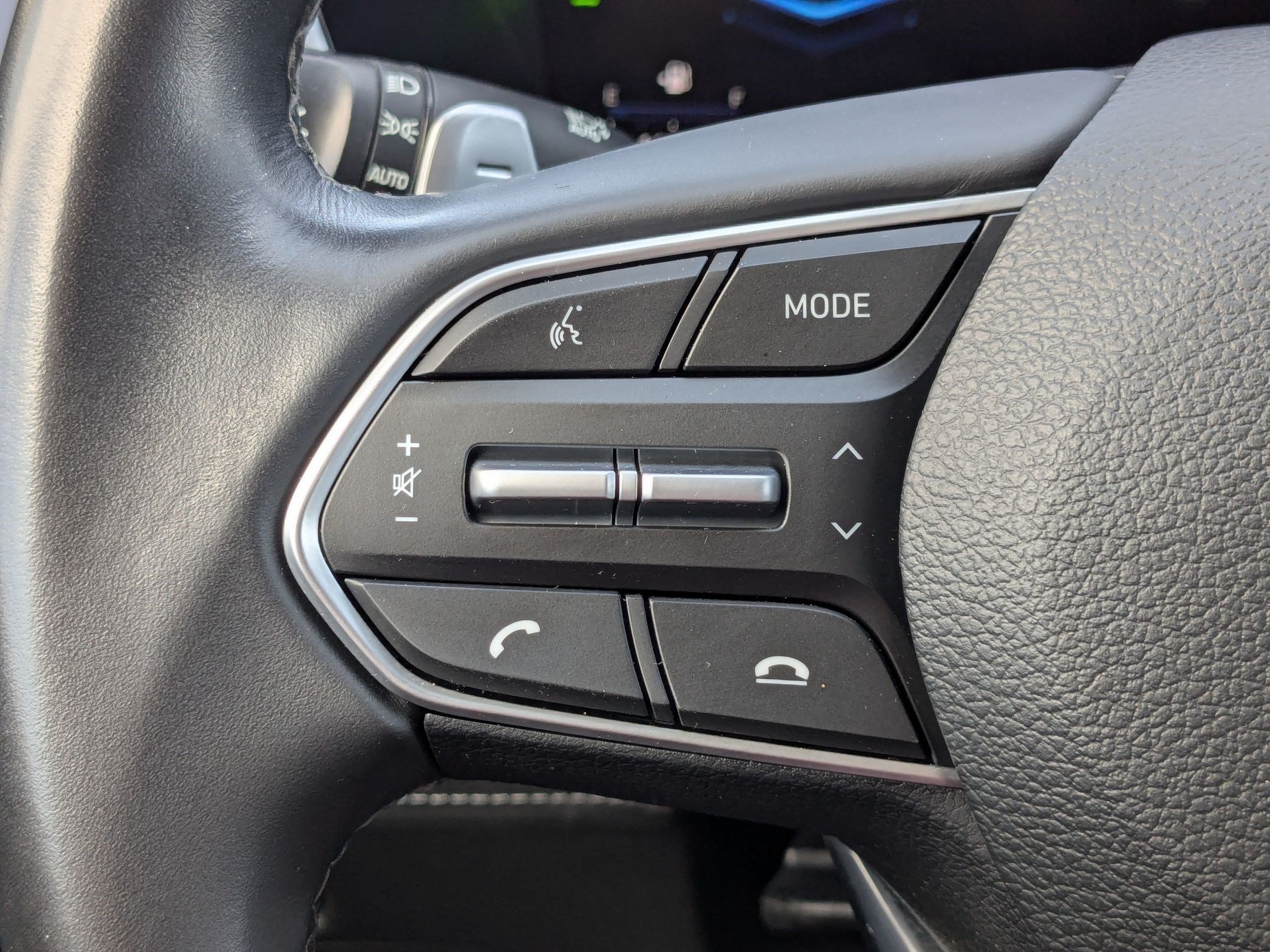 2023 Hyundai Santa Fe SEL Premium HEV - Photo 19