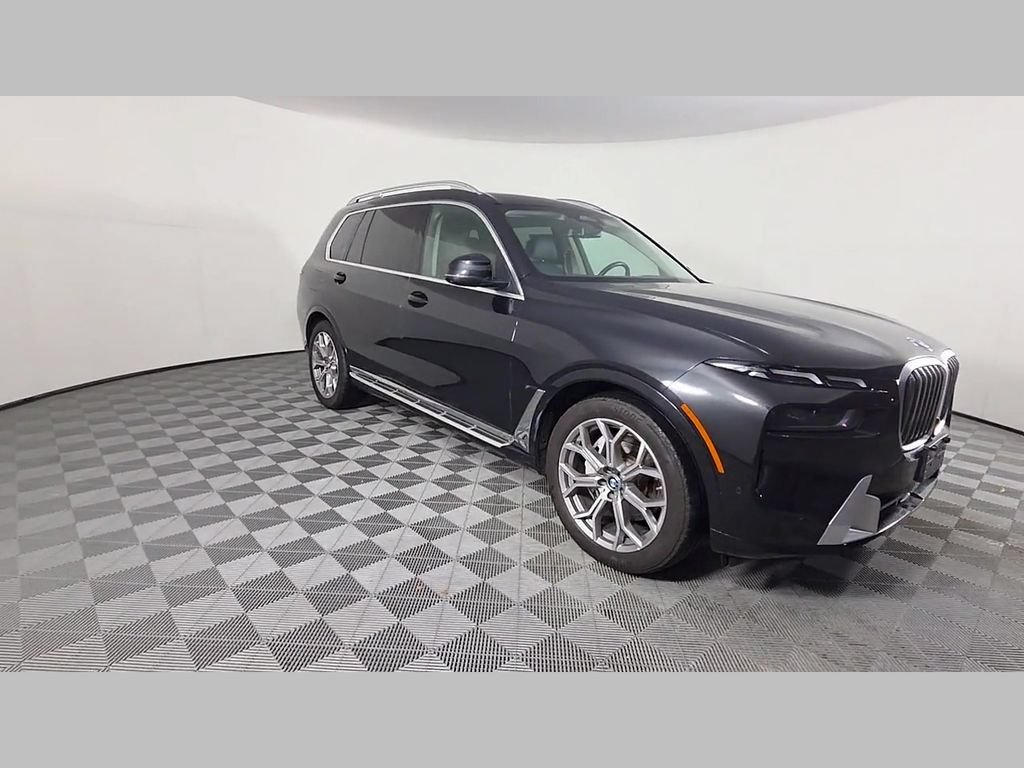 2025 BMW X7 40i - Photo 53