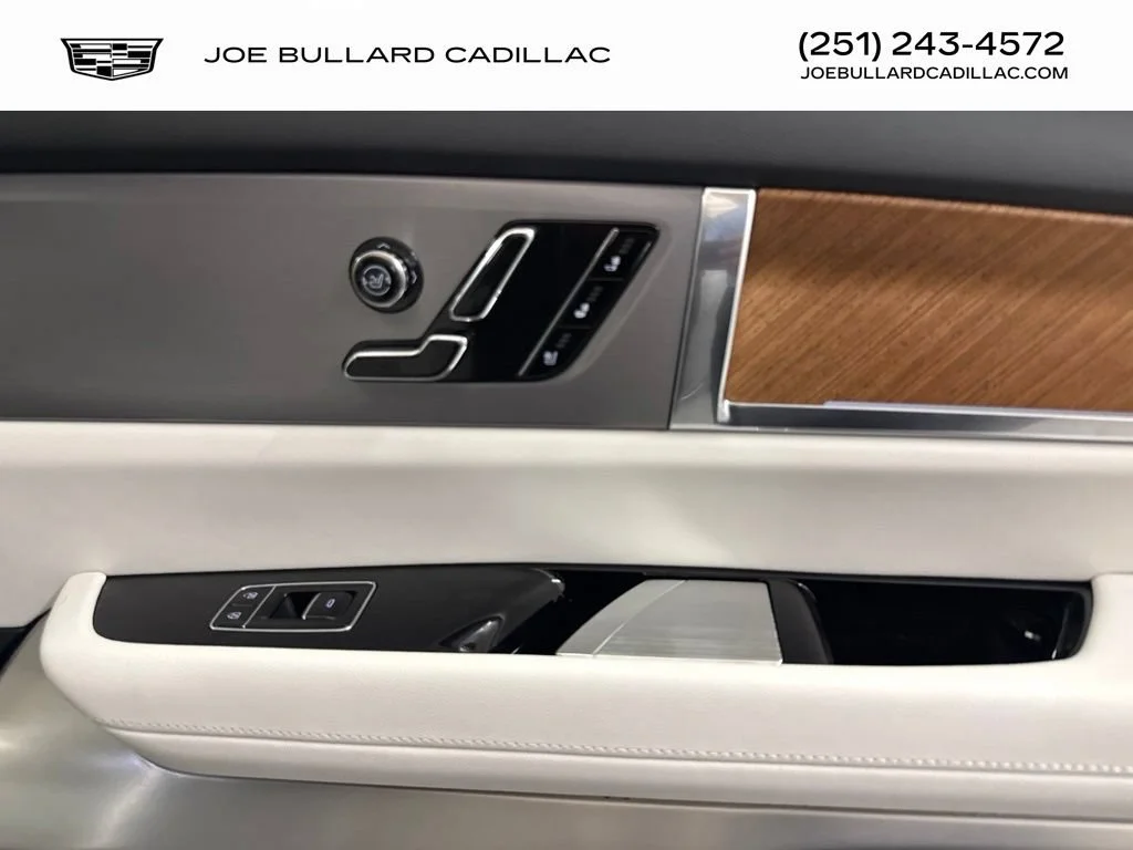 2027 Cadillac VISTIQ Sport - Photo 20