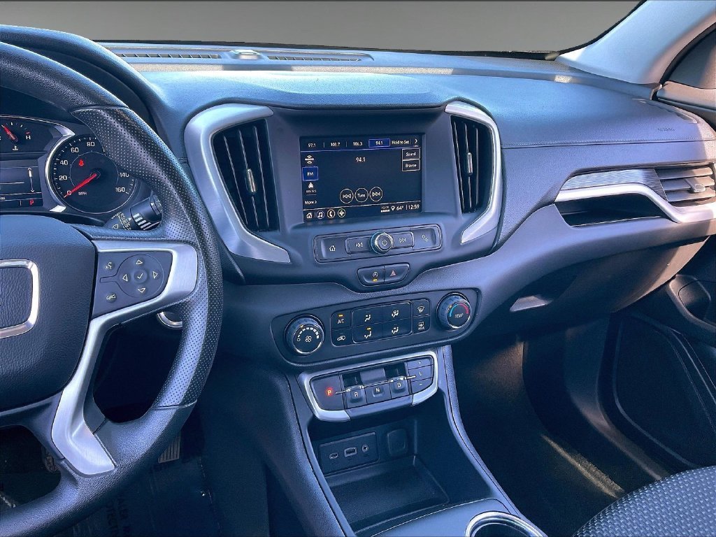 Used 2024 Summit White GMC SLE image 17