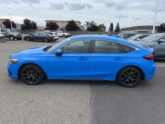 Used 2022 Boost Blue Pearl Honda Sport Touring image 9