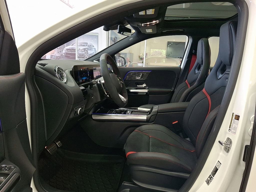 New 2026 Polar White Mercedes-Benz GLA 35 AMG® image 42
