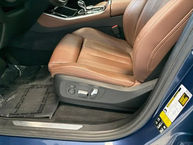 Used 2019 Blue BMW xDrive40i image 12