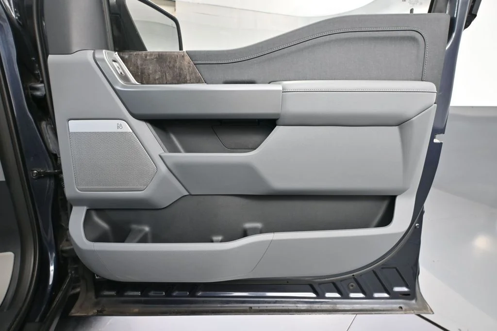 Used 2021 Blue Ford Lariat image 40