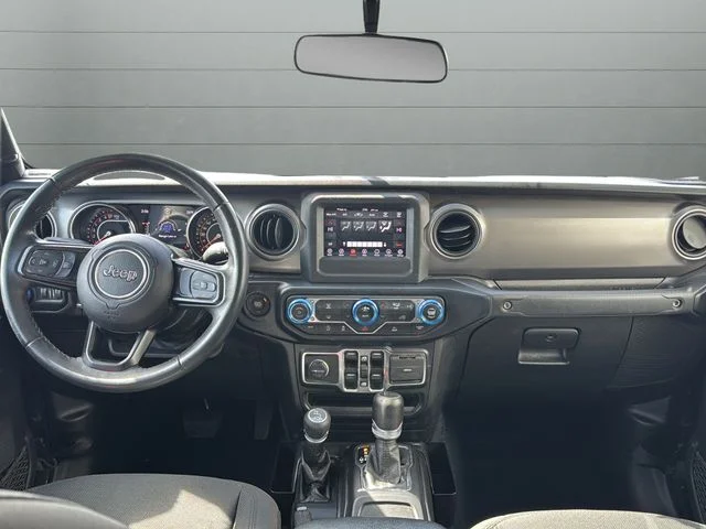 Used 2022 Black Jeep Sport image 12