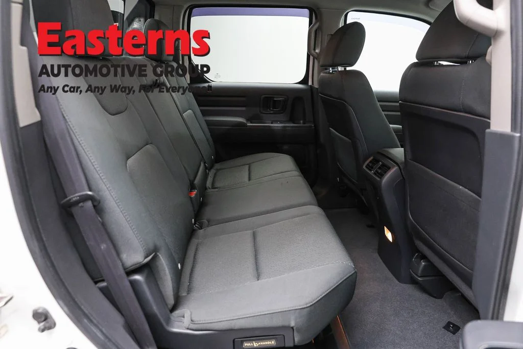 Used 2014 White Honda Sport image 21