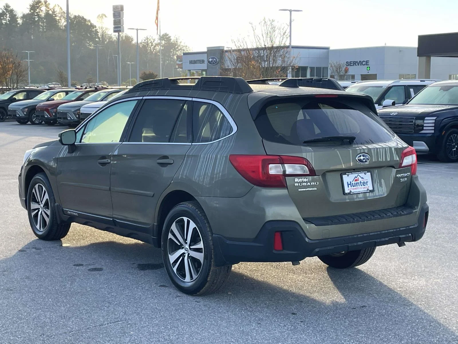 Used 2019 Wilderness Green Metallic Subaru Limited image 27