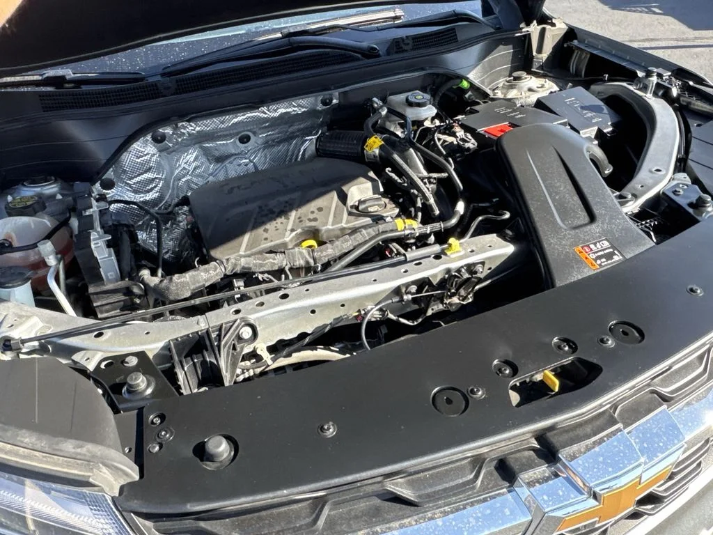 Used 2025 Gray Chevrolet LT image 29