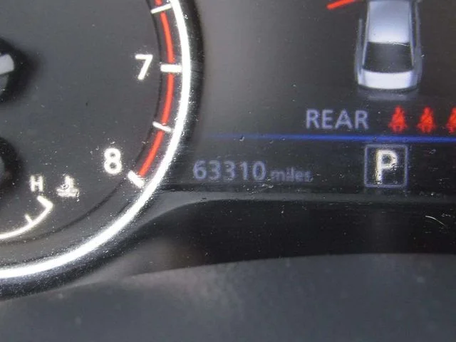 Used 2024 Gun Metallic Nissan 2.5 SV image 25