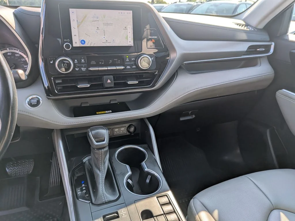 Used 2023 Midnight Black Metallic Toyota XLE image 10