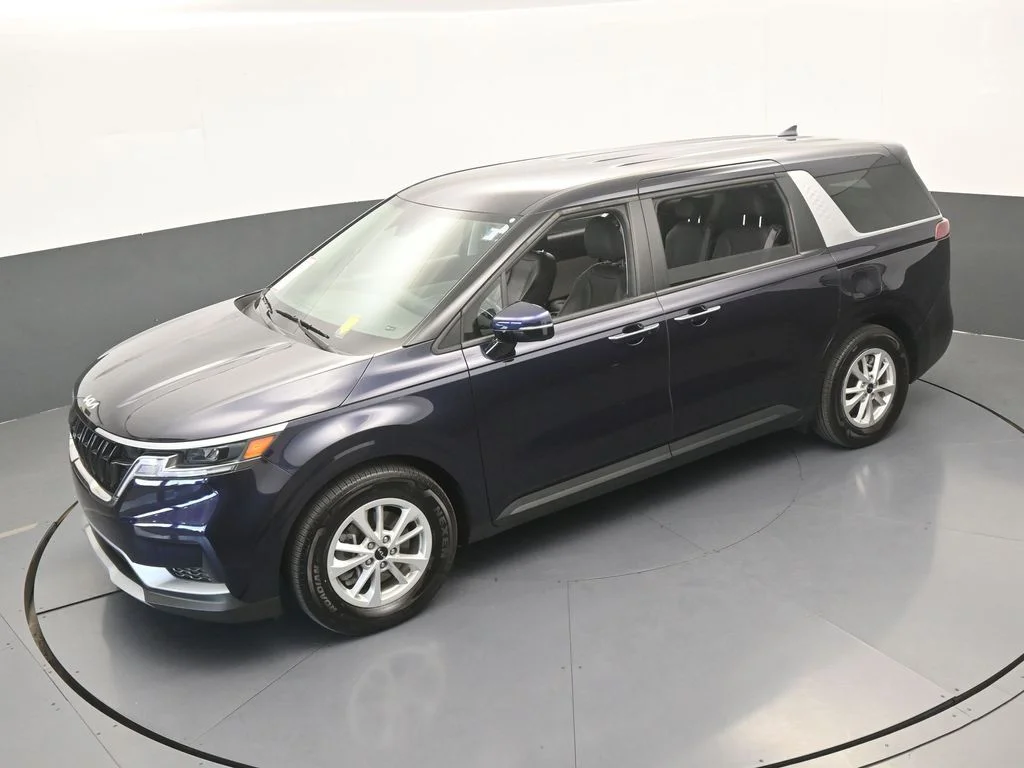 Used 2024 Deep Chroma Blue Kia LX image 47