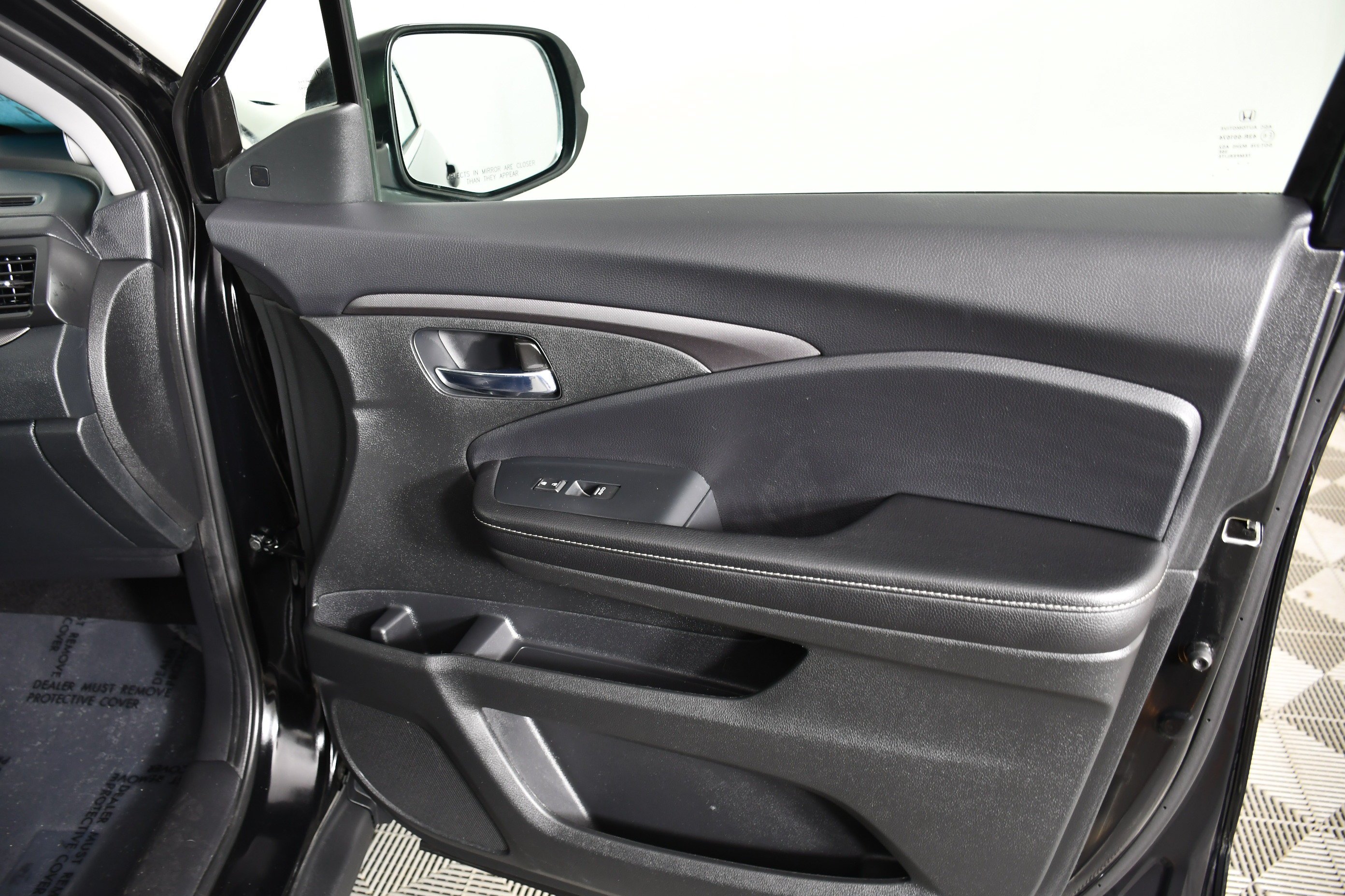 Certified Used 2023 Crystal Black Pearl Honda RTL image 42