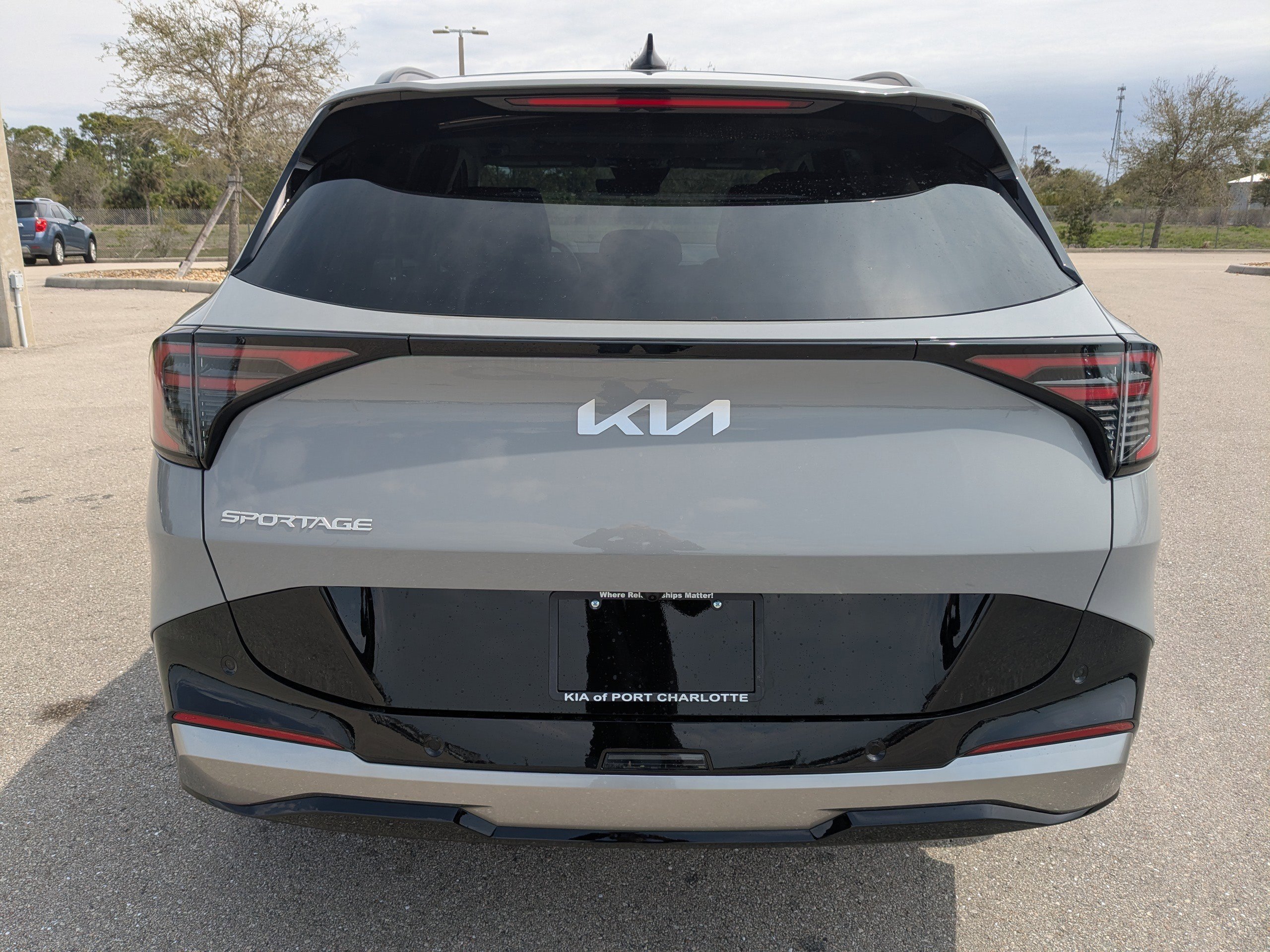 New 2026 Wolf Gray Kia SX Prestige image 6