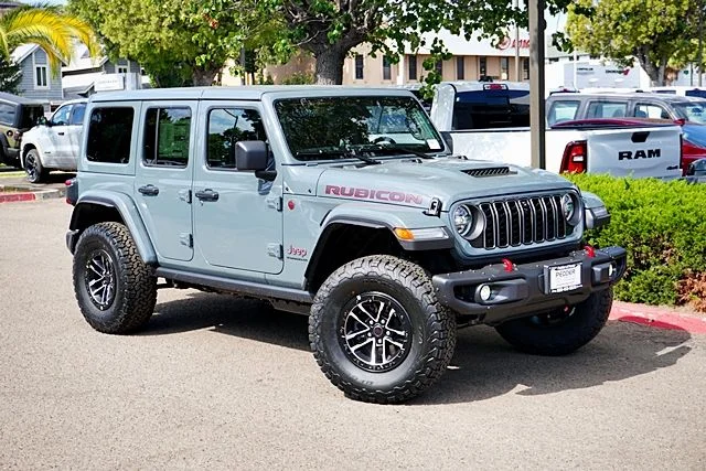 New 2026 Anvil Clear-Coat Exterior Paint Jeep Rubicon X image 3