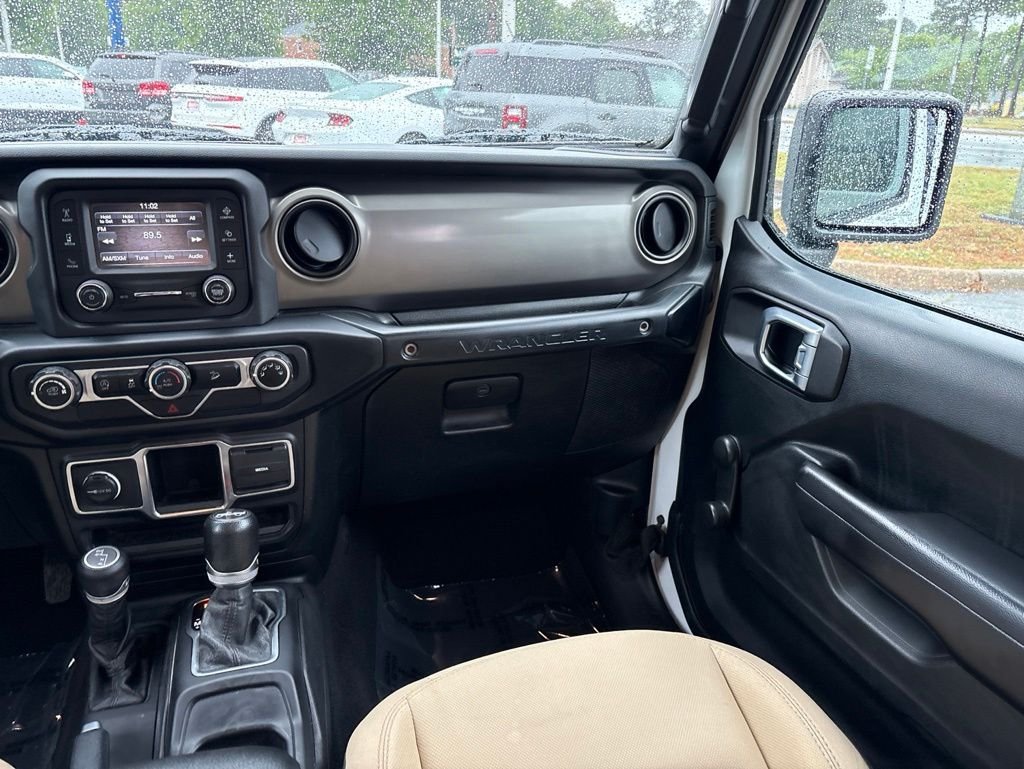 Used 2019 White Jeep Unlimited Sport image 11