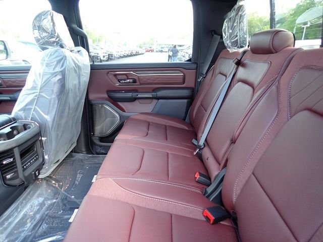 New 2026 Diamond Black Crystal Pearl-Coat Exterior Paint RAM Limited image 13