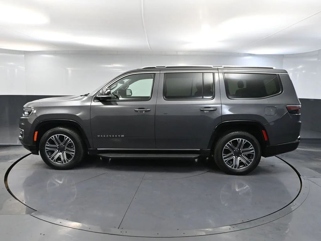 2024 Jeep Wagoneer Series II - Photo 9