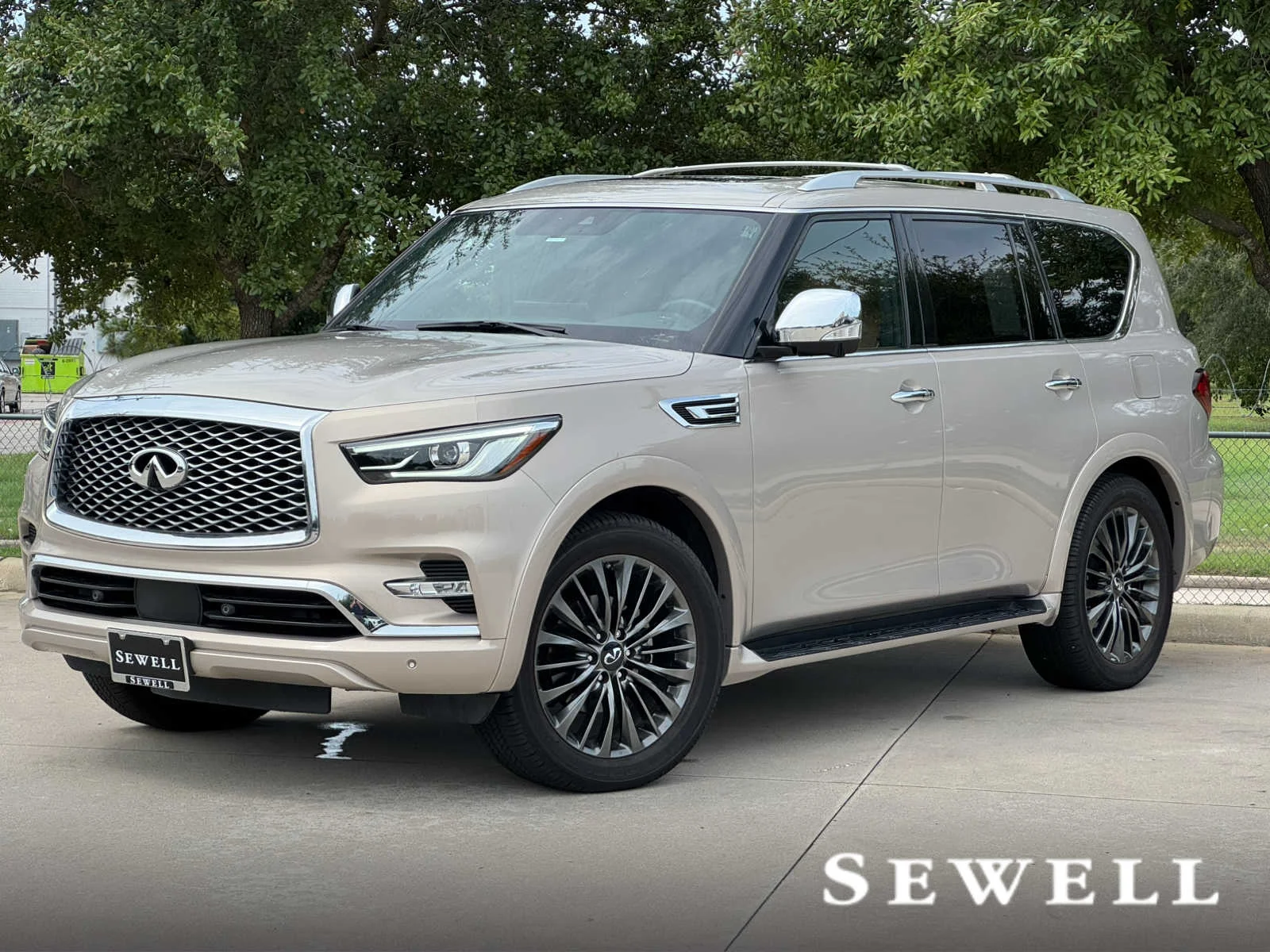 2023 INFINITI QX80
