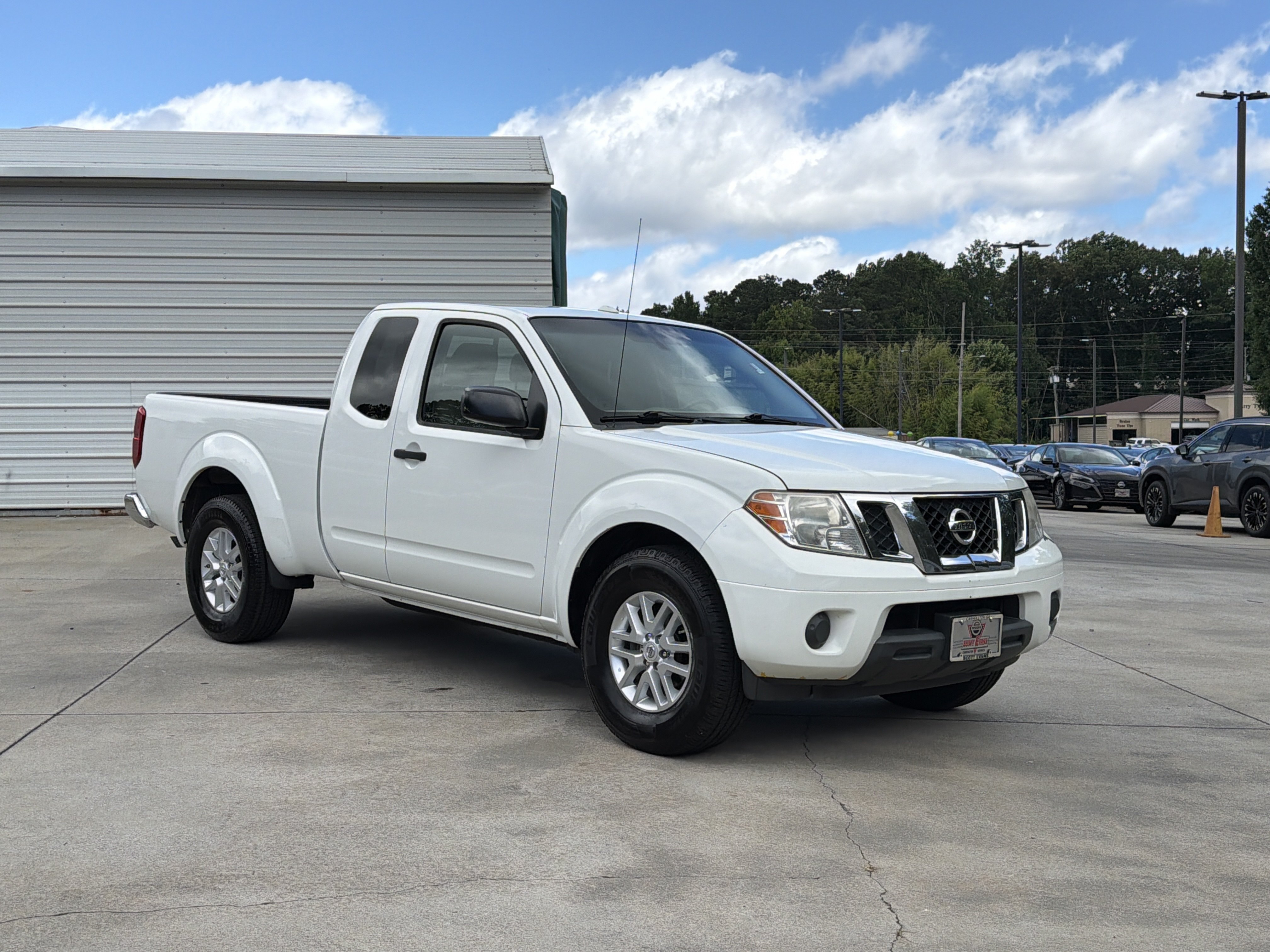 Used 2017 Glacier White Nissan SV image 2