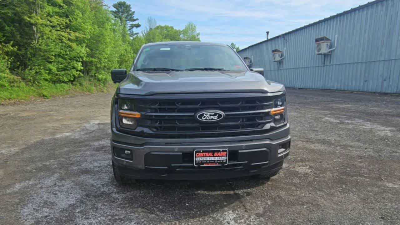 New 2026 Carbonized Gray Metallic Ford XLT image 3