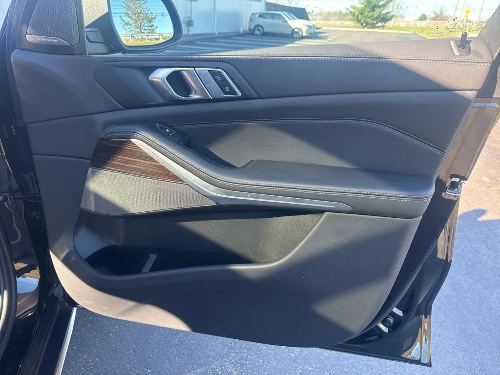 2026 BMW X5 50e - Photo 18