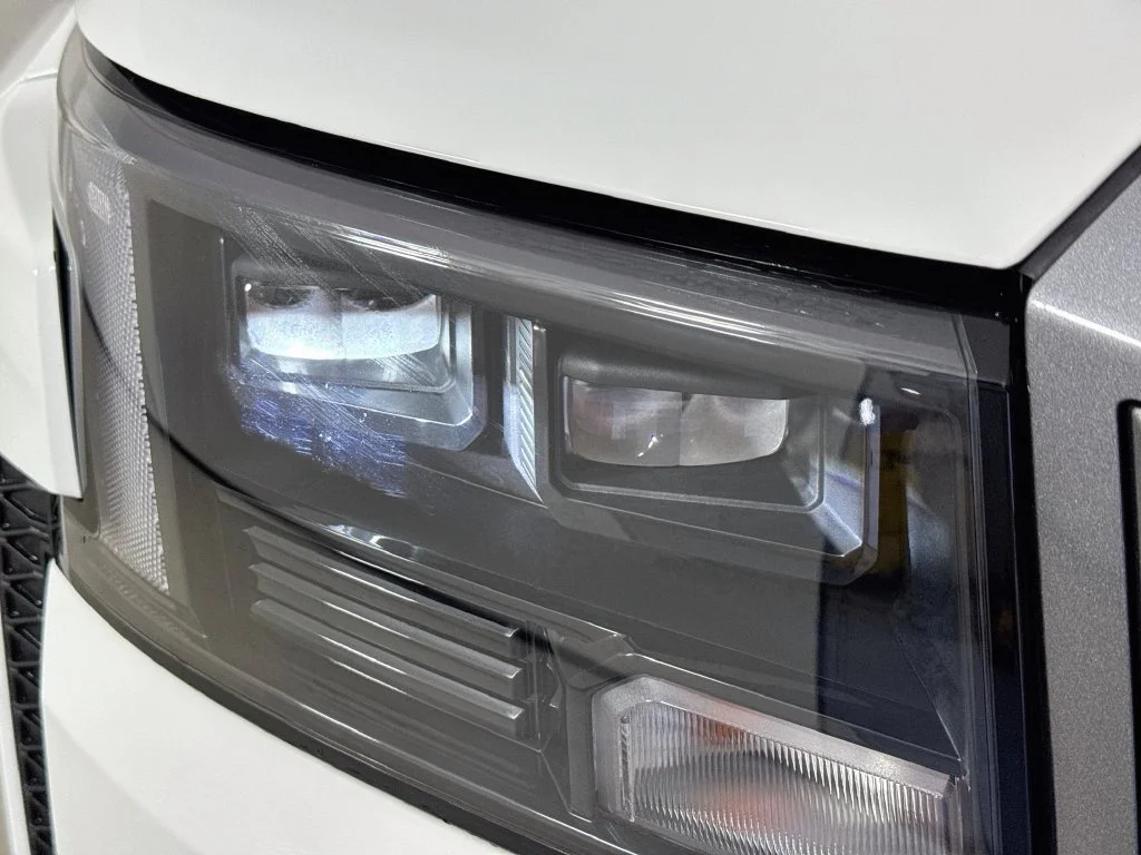New 2027 Glacier White Nissan SV image 35
