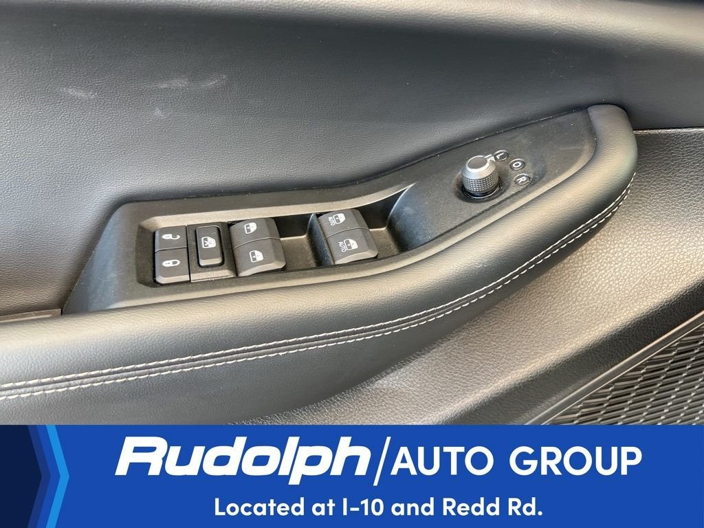 Used 2025 Silver Jeep Altitude image 33