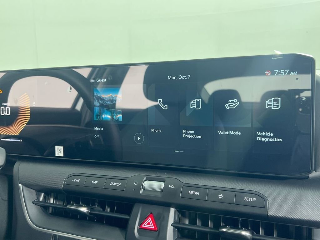 New 2026 Snow White Pearl Kia LX image 25