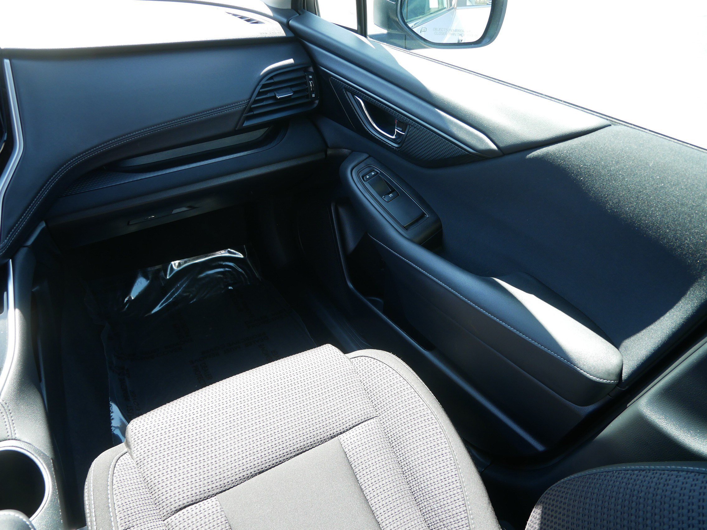 Used 2025 Ice Silver Metallic Subaru Premium image 11