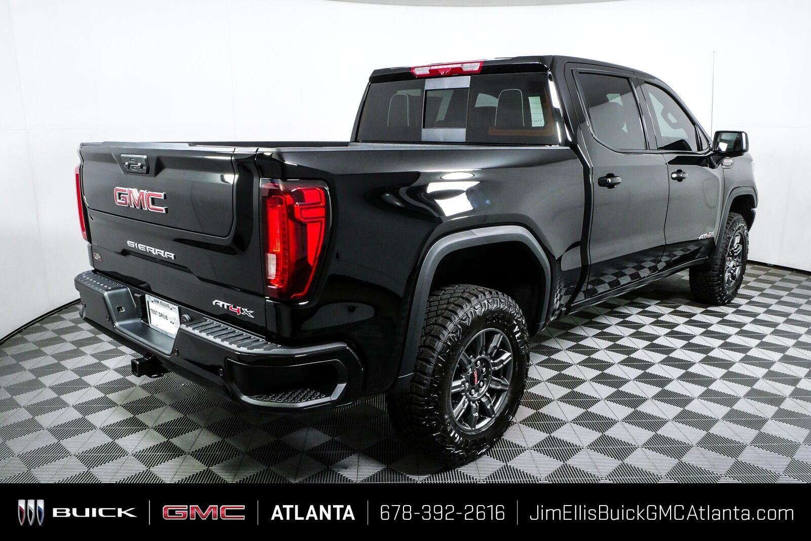 2026 GMC Sierra 1500 AT4X - Photo 3