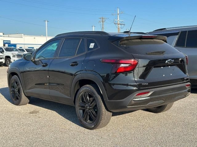 New 2026 Mosaic Black Metallic Chevrolet ACTIV image 3