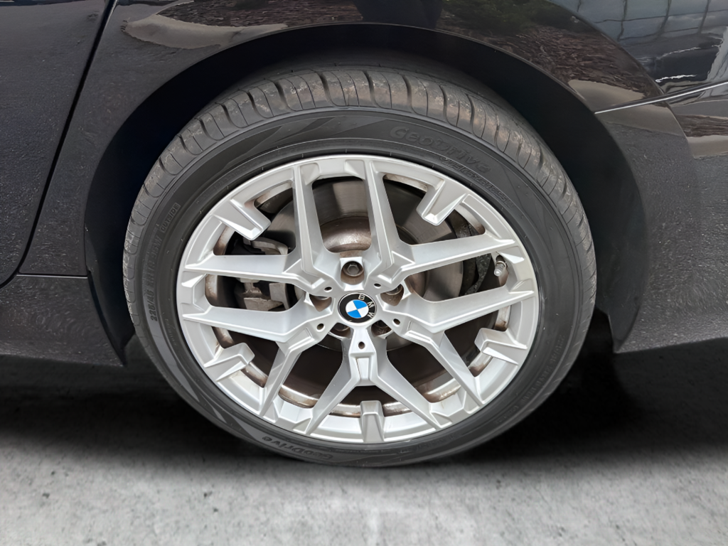 Used 2025 Black BMW 330i image 47