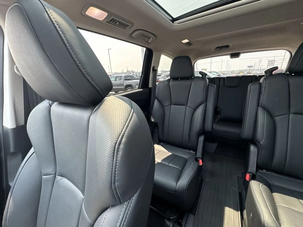 Used 2025 Red Subaru Touring image 12