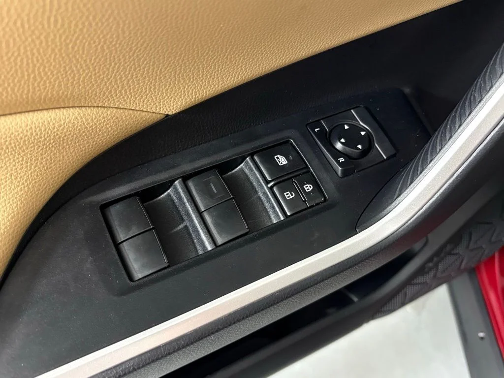 Used 2020 Red Toyota LE image 17